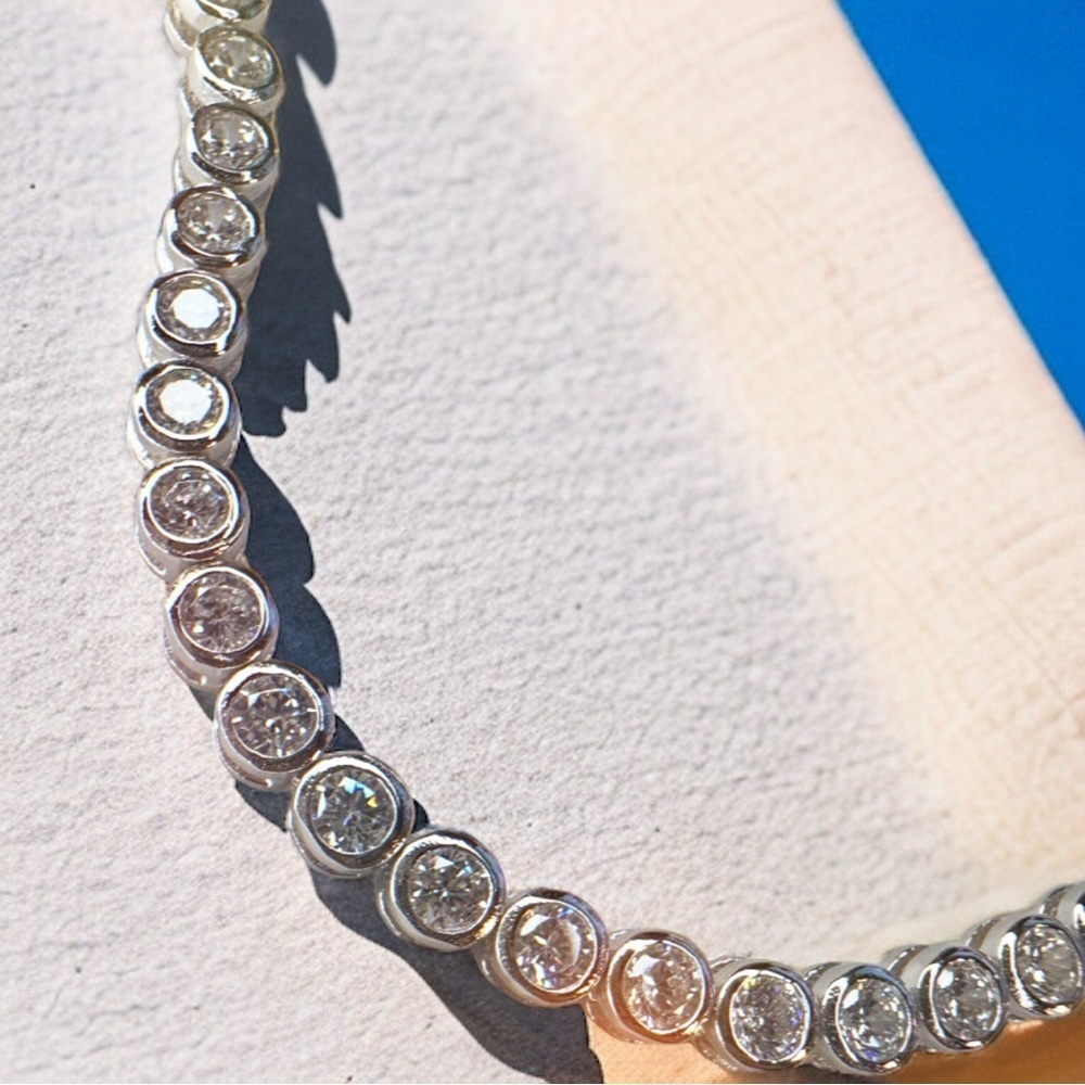 NEW Solid 925 Sterling Silver Rounded BezelSet High Carbon Stone Tennis Bracelet - Picture 3 of 16